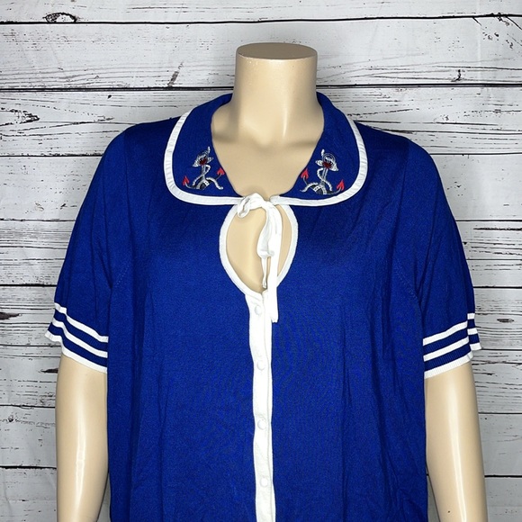 Retro Chic by Torrid NWT 5 Anchor Embroidered Sailor Nautical Sweater Cardigan - Picture 2 of 6